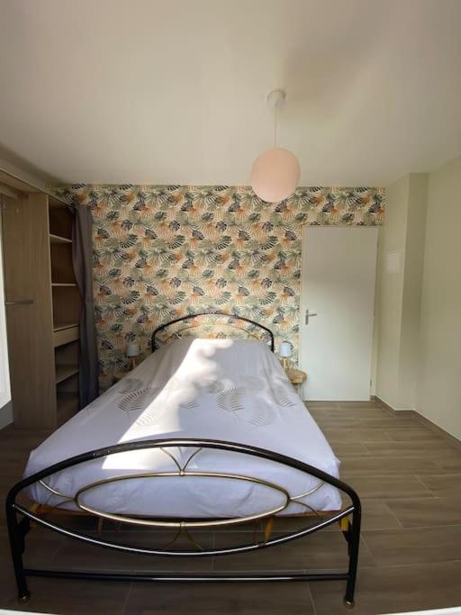 Au Moryllon Villa Lompnas Bagian luar foto