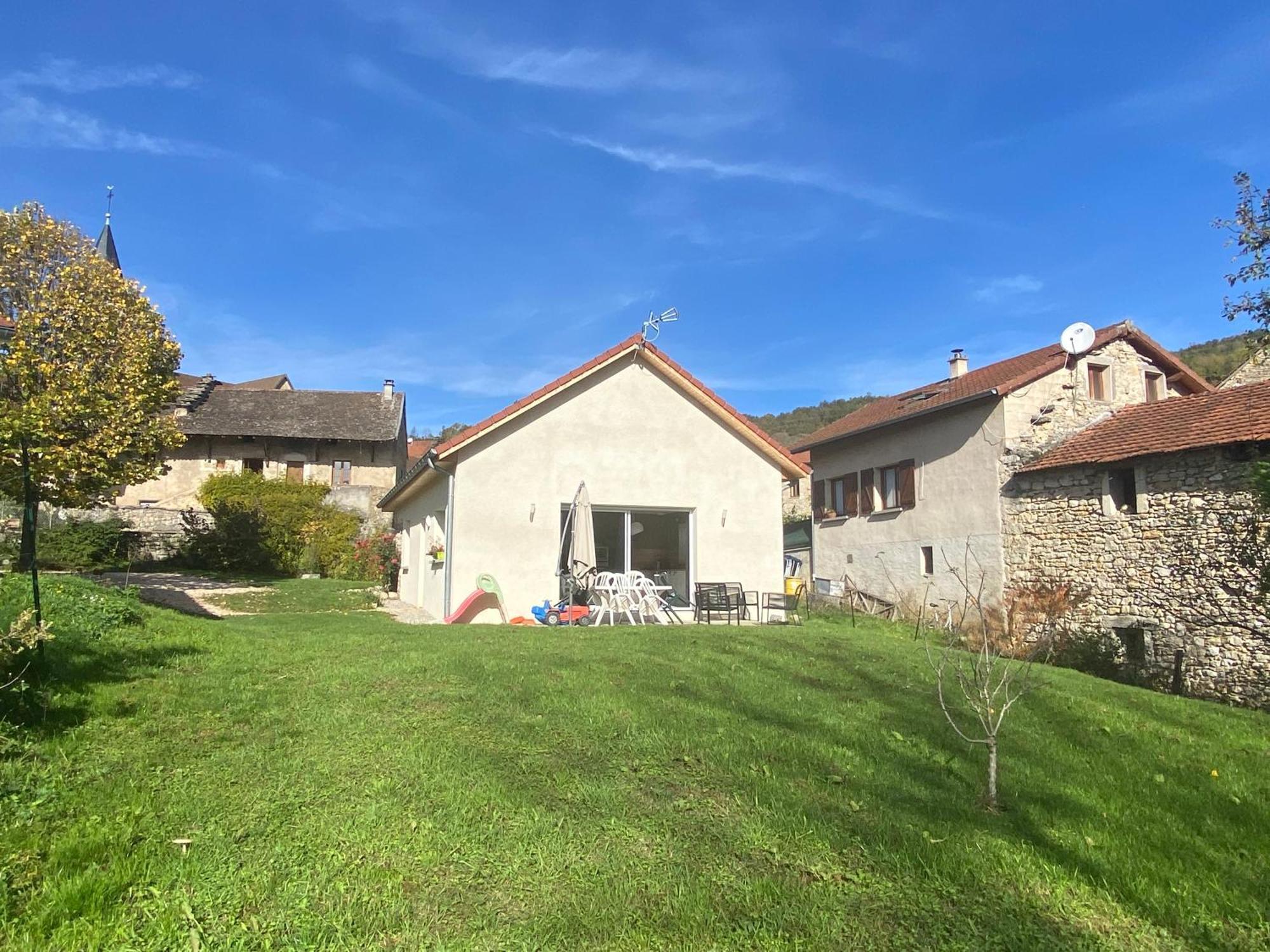 Au Moryllon Villa Lompnas Bagian luar foto